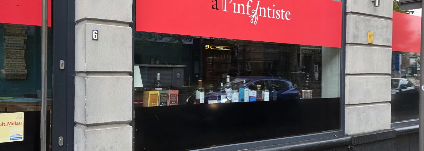 Foto van à l'infintiste