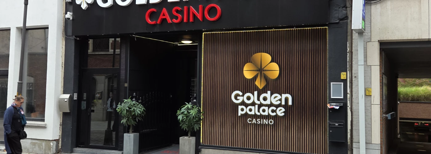 Foto van Golden Palace