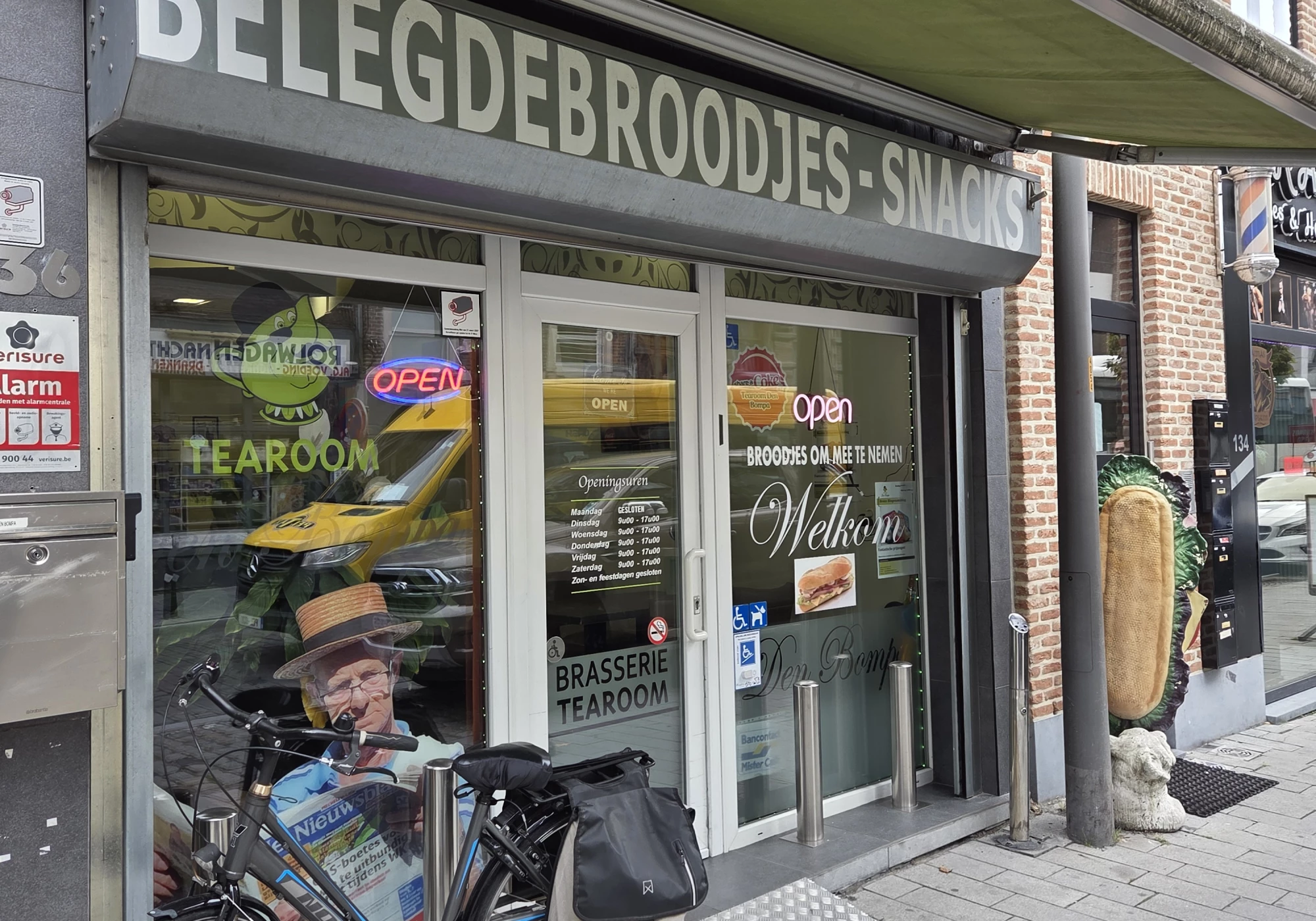 Foto van Den Bompa