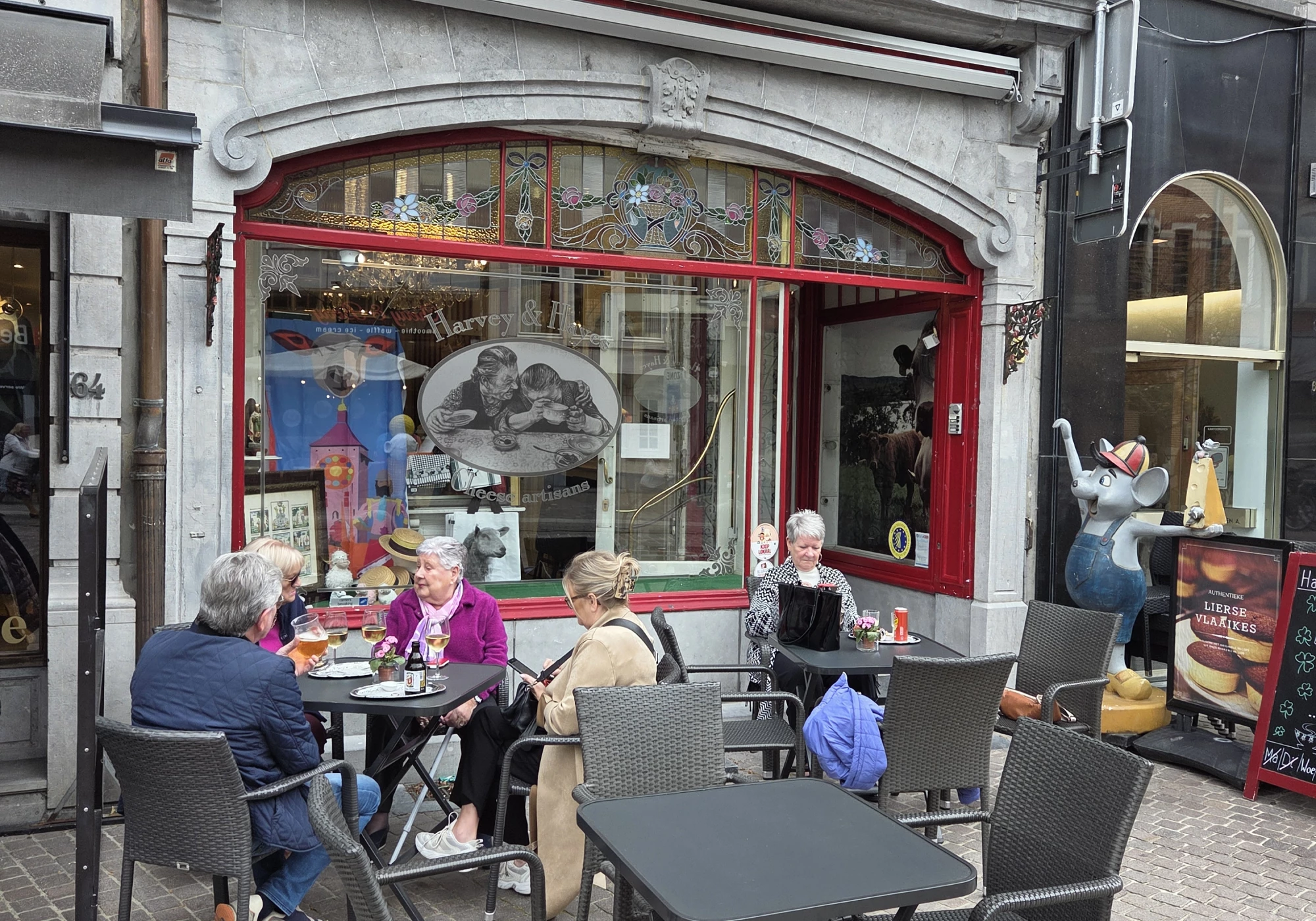 Foto van Harvey And Hayes