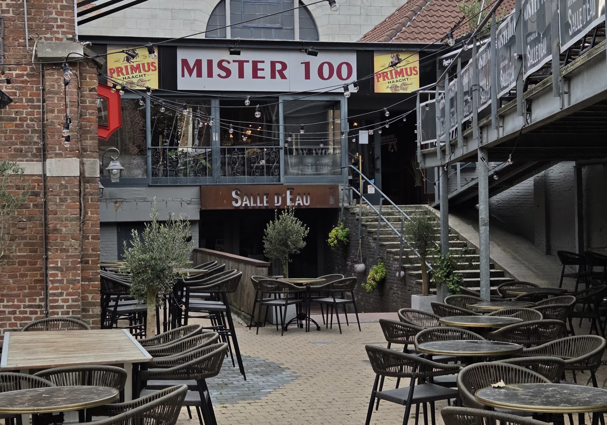 Foto van Mister 100