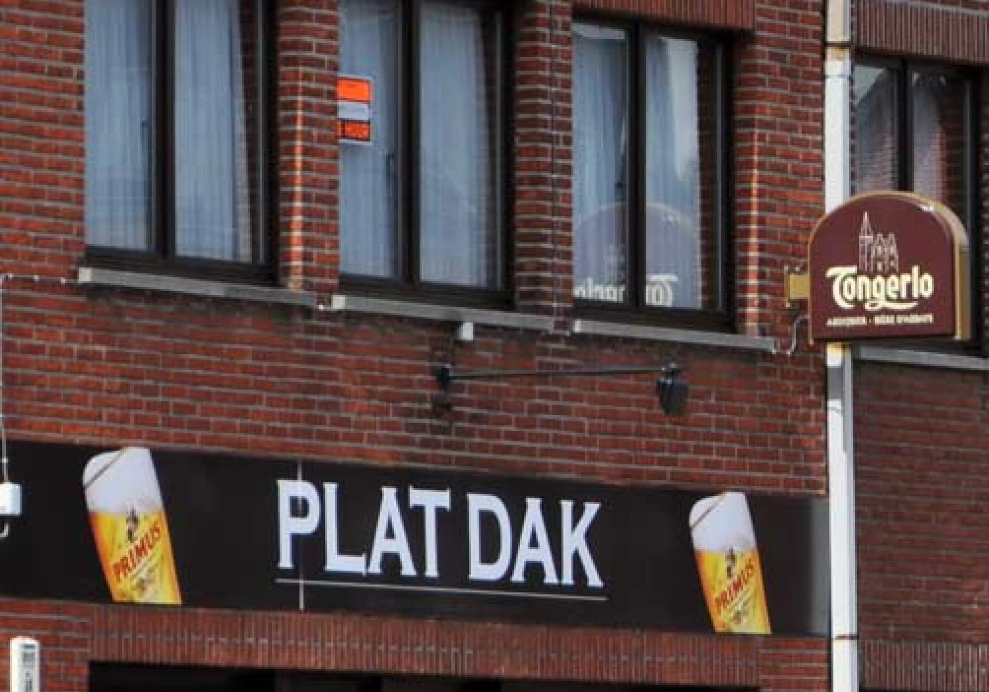 Foto van Plat Dak