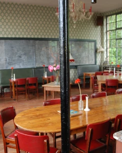 Foto van Modern 2