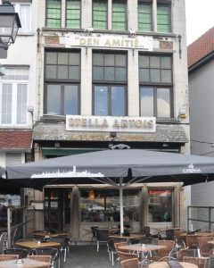 Foto van Den Amitié