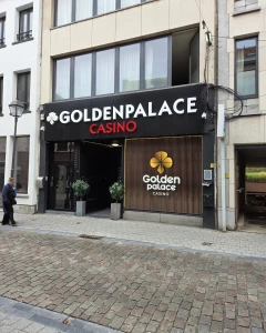 Foto van Golden Palace