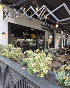 Foto van Maccione  Leopold de Waelplaats 2