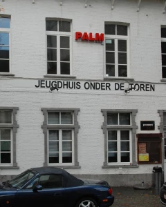 Foto van Onder de Toren