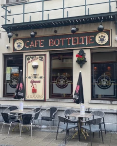 Foto van 't Botteltje