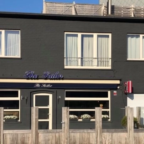 Foto van The Sailor café