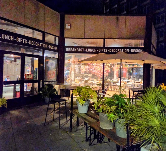 Foto van Local Store