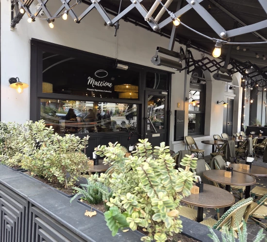 Foto van Maccione  Leopold de Waelplaats