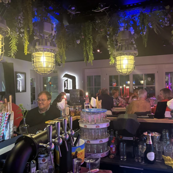 Foto van Grand Cafe Belle vue 