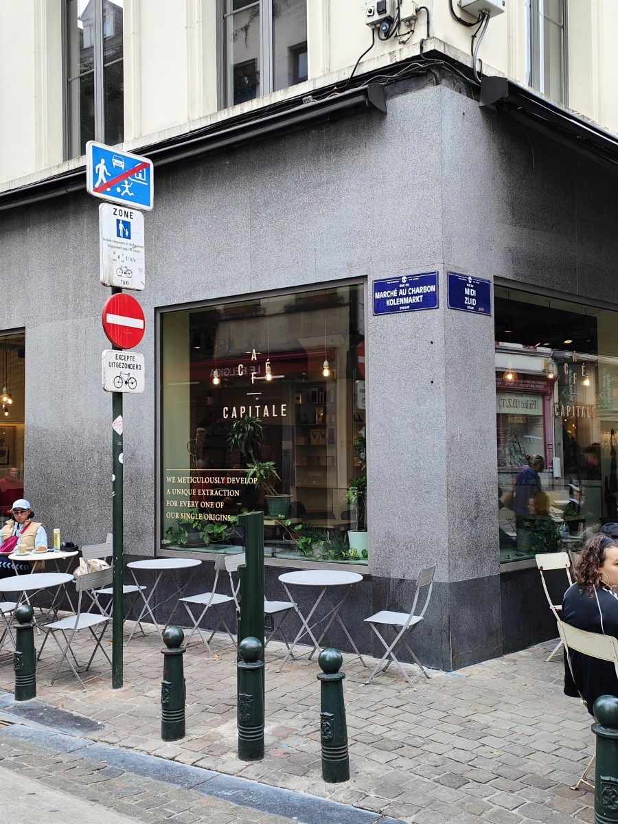 Foto van Café Capitale