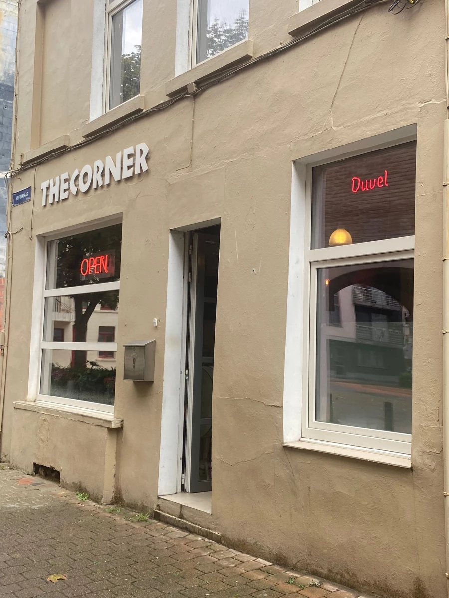 Foto van The Corner